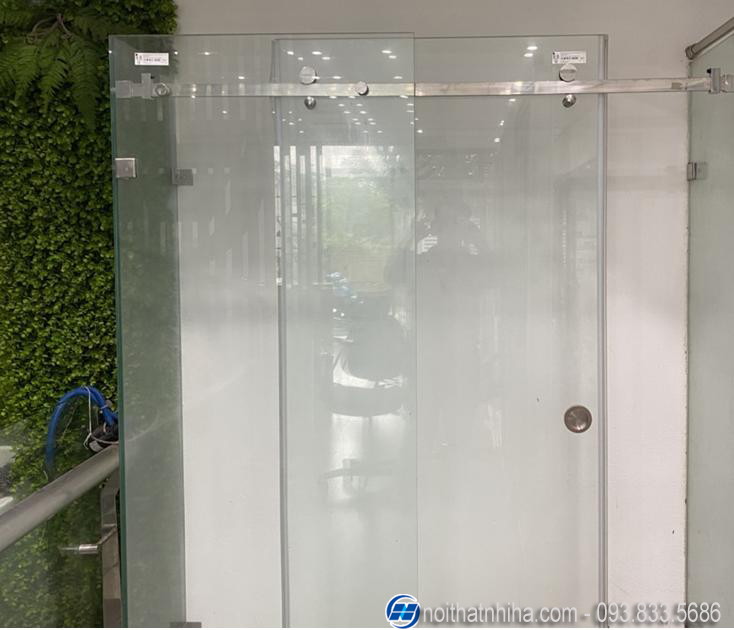 Cửa lùa kính cường lực ray treo