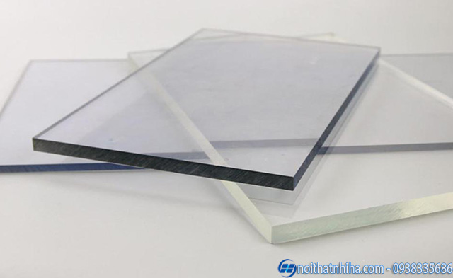 Tấm polycarbonate đặc ruột 4mm