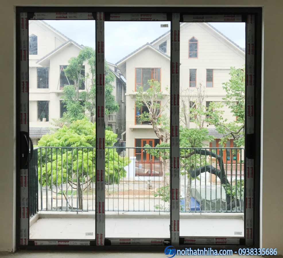 Cửa đi mở trượt 3 cánh nhôm Xingfa 5 Cửa đi mở lùa 3 cánh nhôm Xingfa chính hãng nhập khẩu