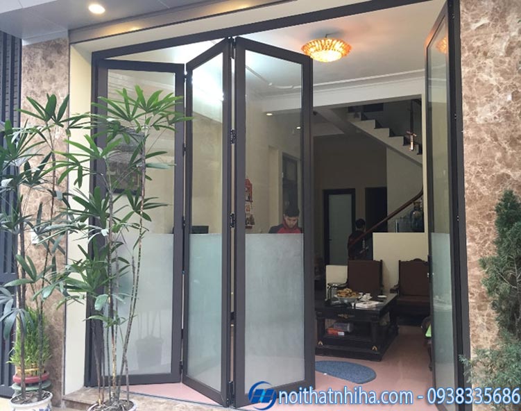 Cửa Đi Xếp Trượt 4 Cánh Nhôm Xingfa - Tối Ưu Diện Tích 4 Mẫu cửa đi xếp trượt gấp 4 cánh nhôm xingfa màu nâu