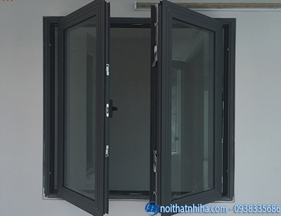 Cửa sổ mở quay 2 cánh nhôm Xingfa 6 Cửa sổ mở quay 2 cánh nhôm Xingfa màu đen lắp đặt cho nhà ở